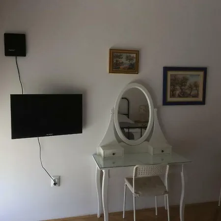 Guest house Attractive In The City Center *