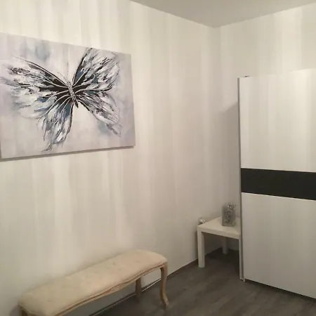 Attractive In The City Center Guest house