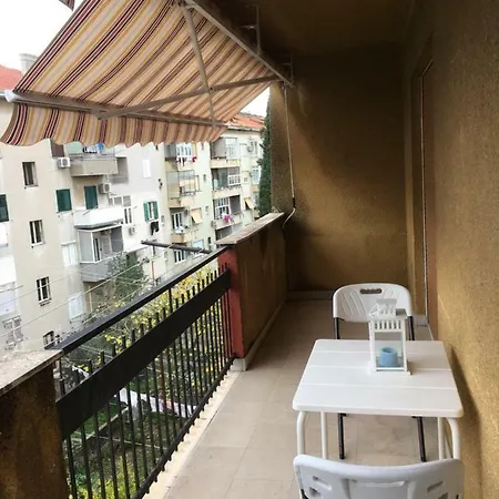 Guest house Attractive In The City Center